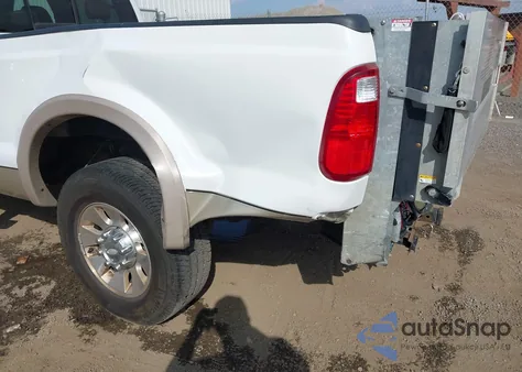 2008 Ford F-250 Fx4/Harley-Davidson/King Ranch/Lariat/Xl/Xlt z USA, uszkodzony, nr VIN 1FTSW21R88EE20023